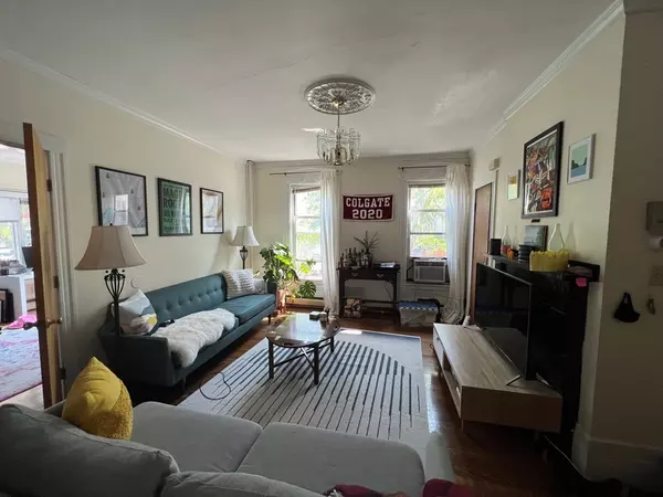 329 Broadway #1, Cambridge, MA 02139