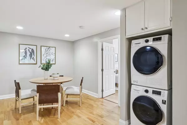 Waltham, MA 02453,41 Walnut St #22