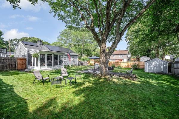 63 Jasper St, Saugus, MA 01906