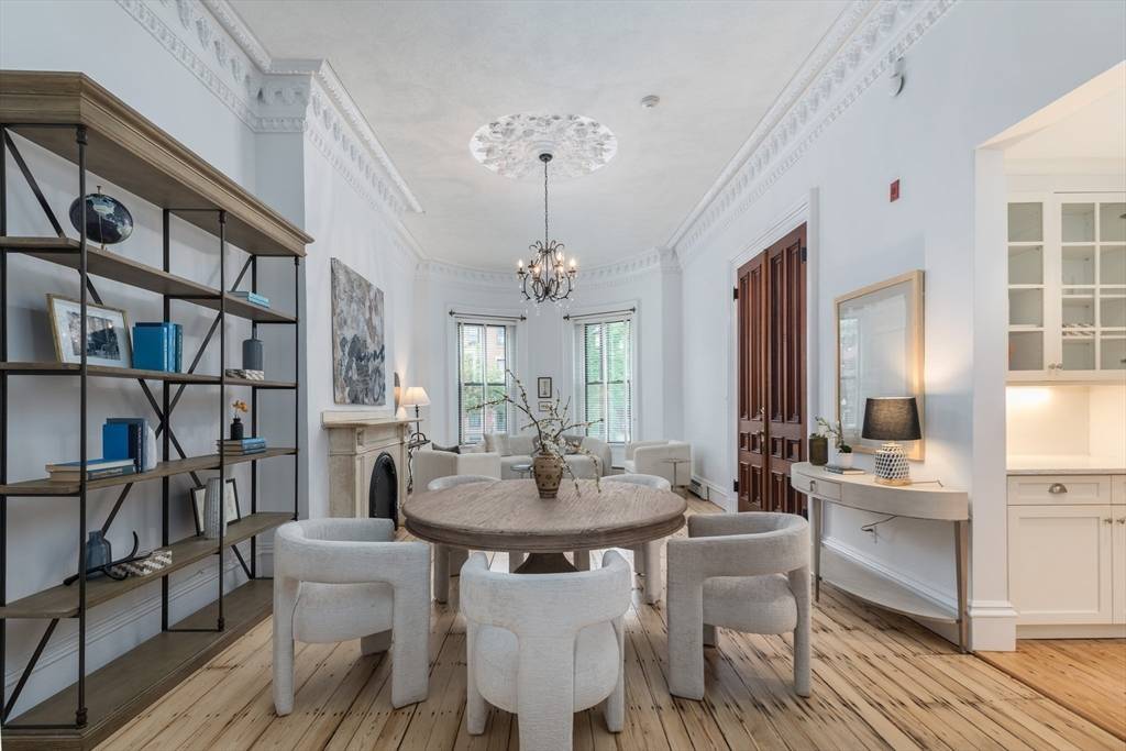 396 Tremont Street #2, Boston, MA 02118