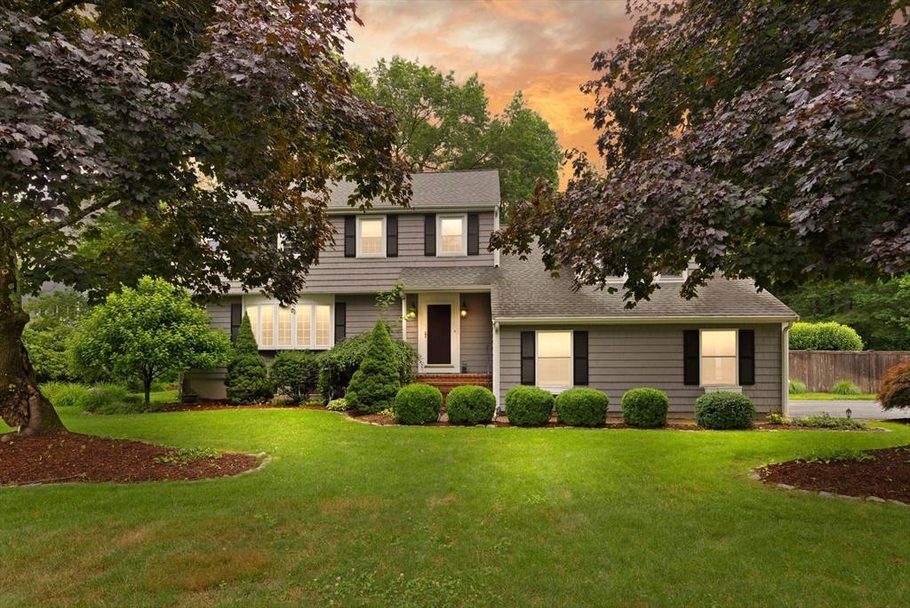 Easton, MA 02356,32 Heritage Dr