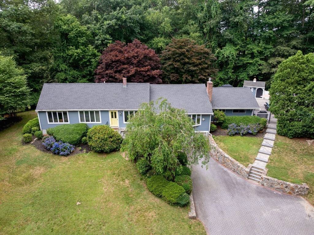 182 Oak St, Marshfield, MA 02050