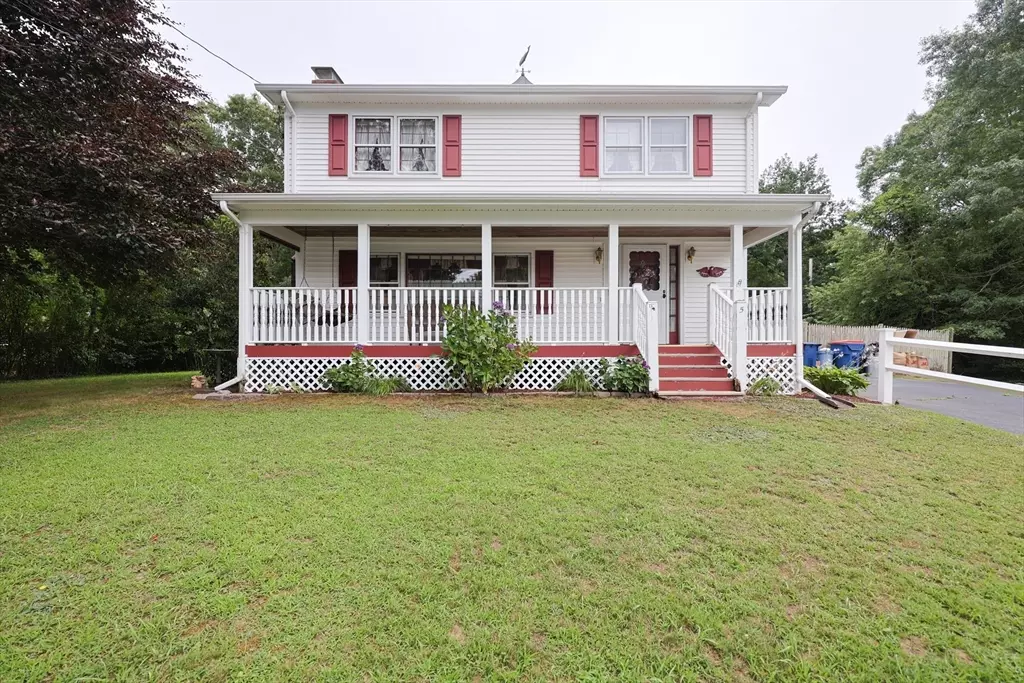 Fairhaven, MA 02719,5 Manuel Street