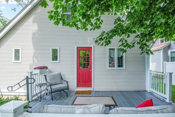 Marshfield, MA 02050,64 Tower Ave