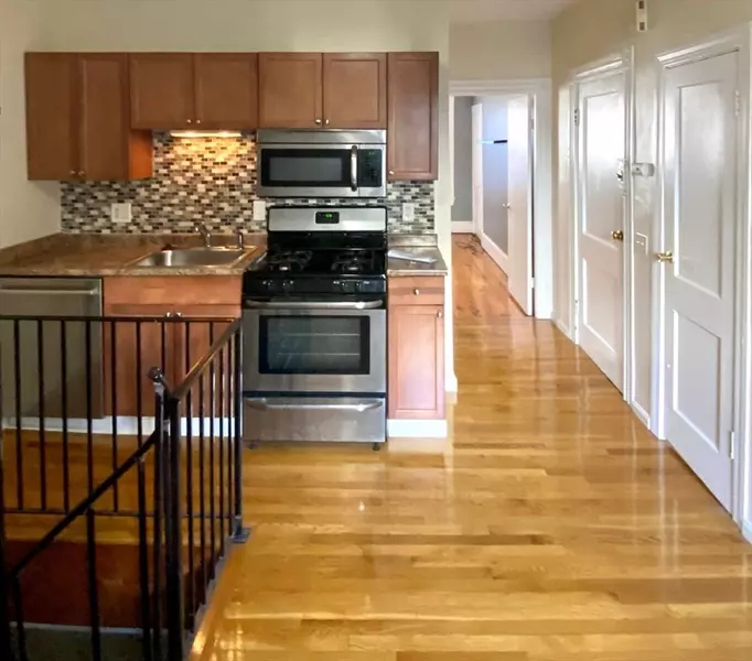 284 Chelsea Street #1, Boston, MA 02128
