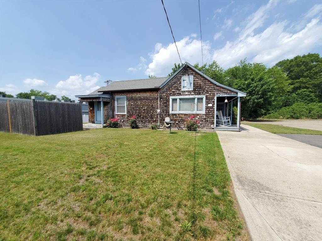 Bellingham, MA 02019,26 Wrentham St