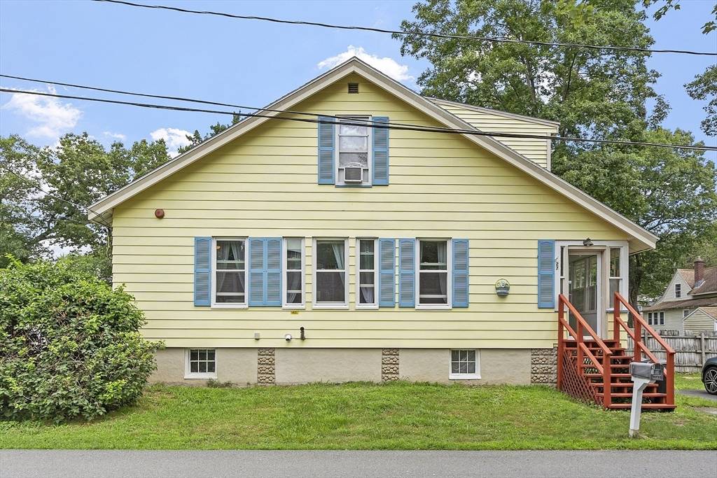 27 The Clearing St, Lunenburg, MA 01462