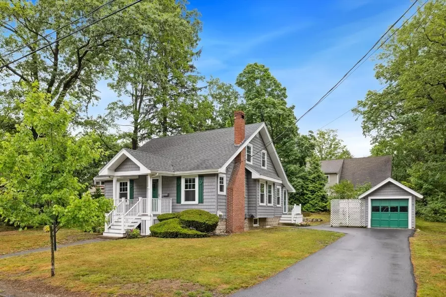 71 Winthrop Ave, Reading, MA 01867