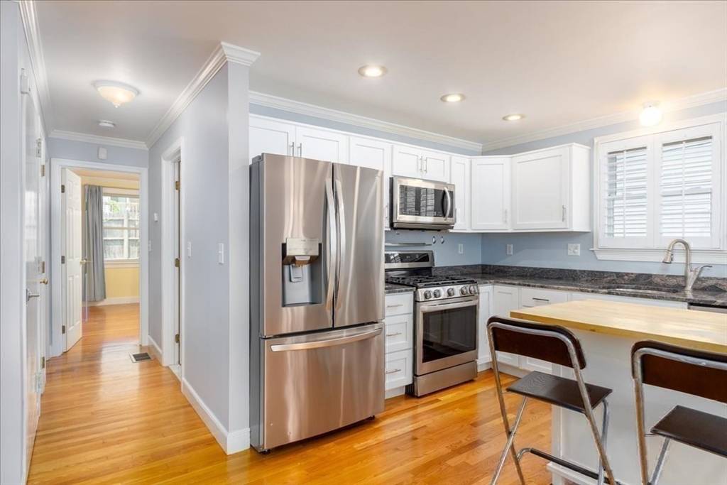 Boston, MA 02130,90 Boylston St #1