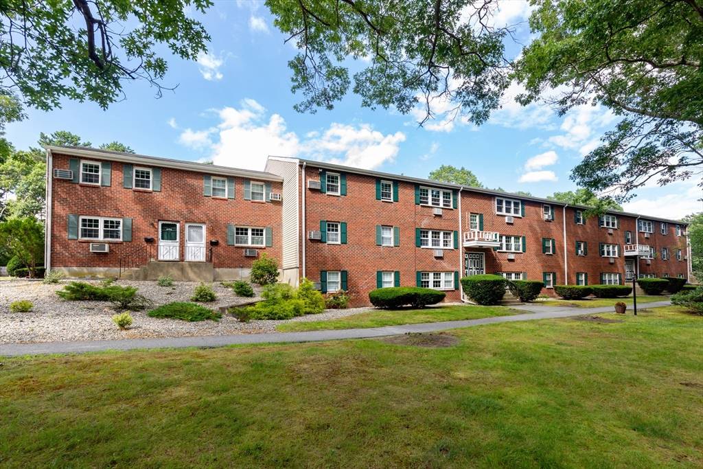 207 Samoset St #A3, Plymouth, MA 02360