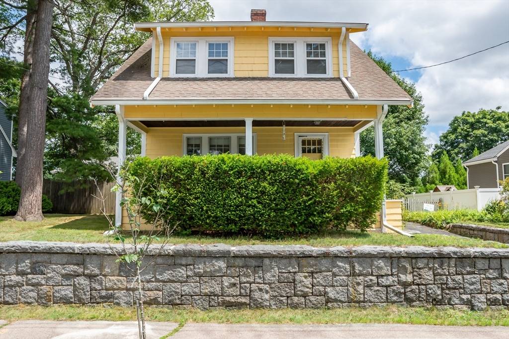 Needham, MA 02492,1090 Greendale Avenue