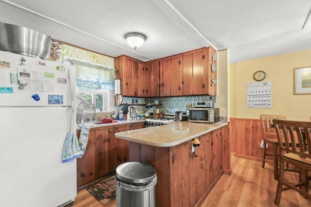 Eastham, MA 02642,118 Bay Rd