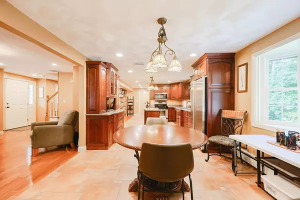 Tewksbury, MA 01876,101 Barry Dr