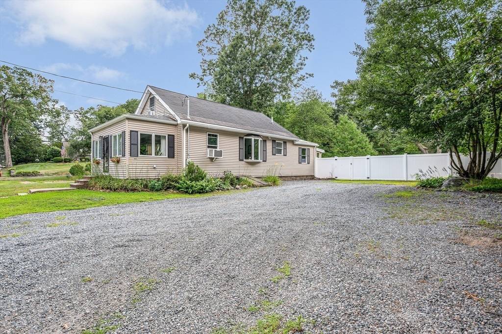 Tewksbury, MA 01876,94 Marston St