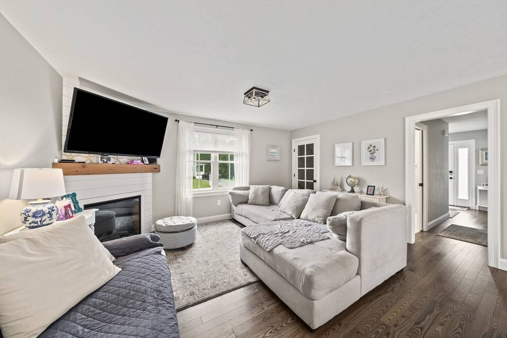 Lakeville, MA 02347,8 Old Field Way #8