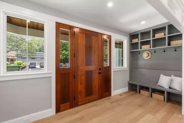 Belmont, MA 02478,53 Crestview Rd