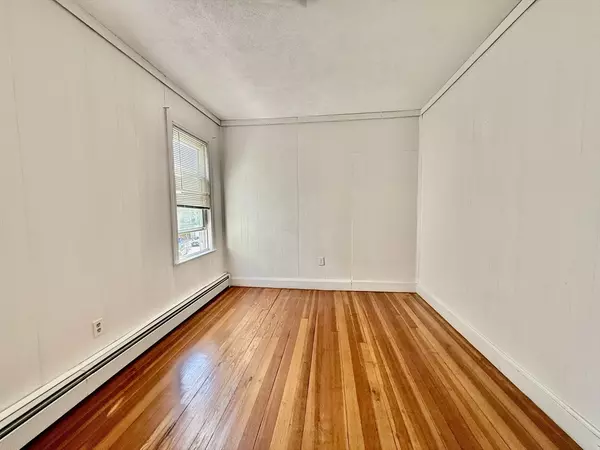 Somerville, MA 02143,35 Calvin Street #2