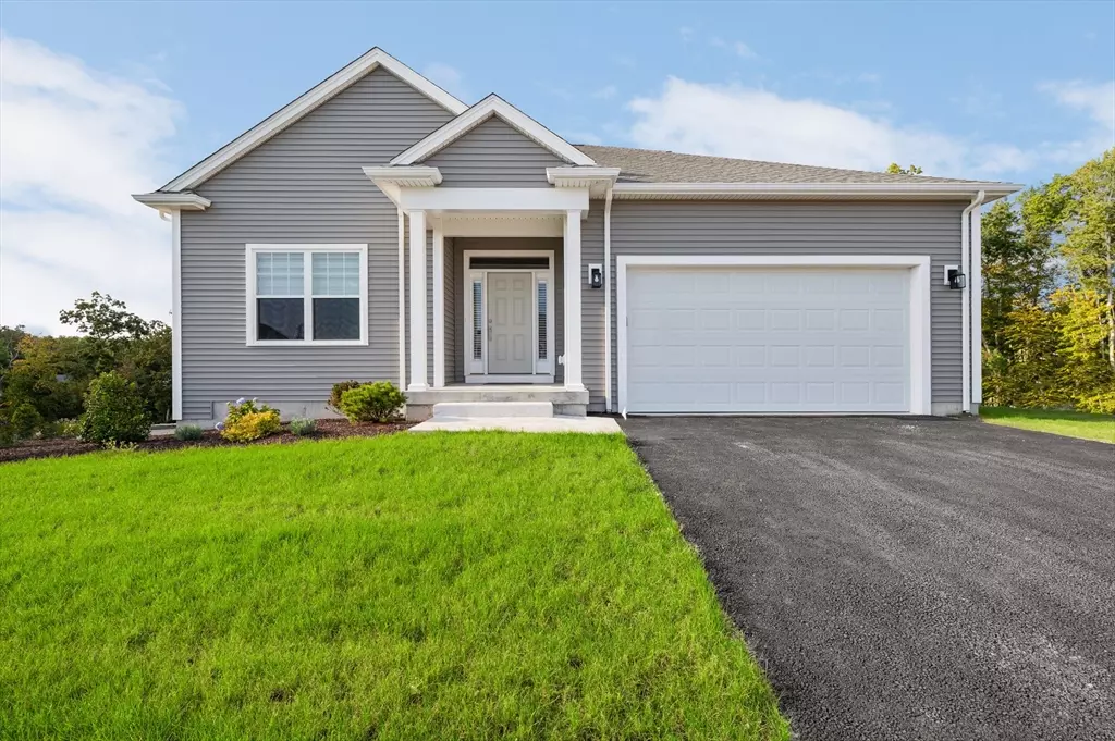 Northbridge, MA 01588,43 Crestwood Circle #41