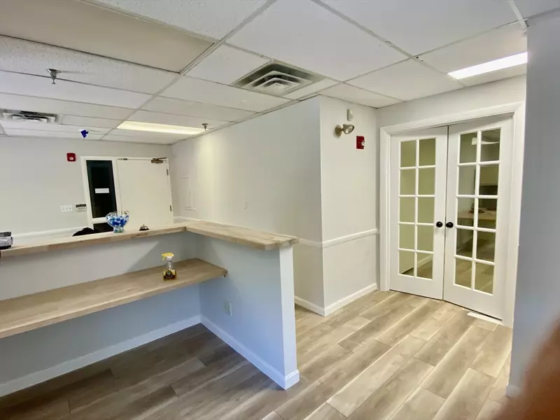 1599 Washington St #2D, Braintree, MA 02184