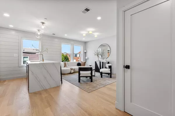 Boston, MA 02128,88 Maverick Street #4