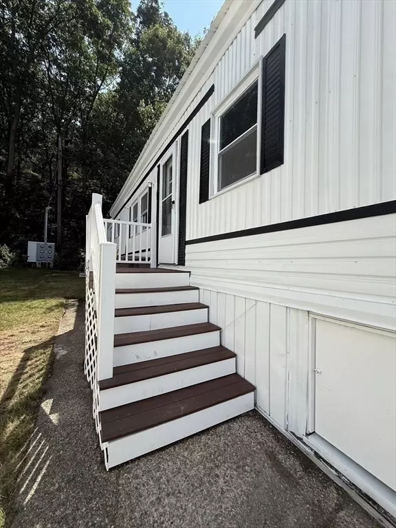 Marlborough, MA 01752,32 Mustang Ave