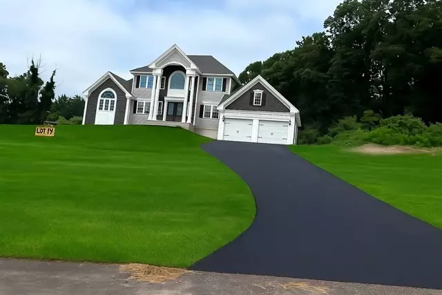 2038 Lunenburg Rd, Lancaster, MA 01523