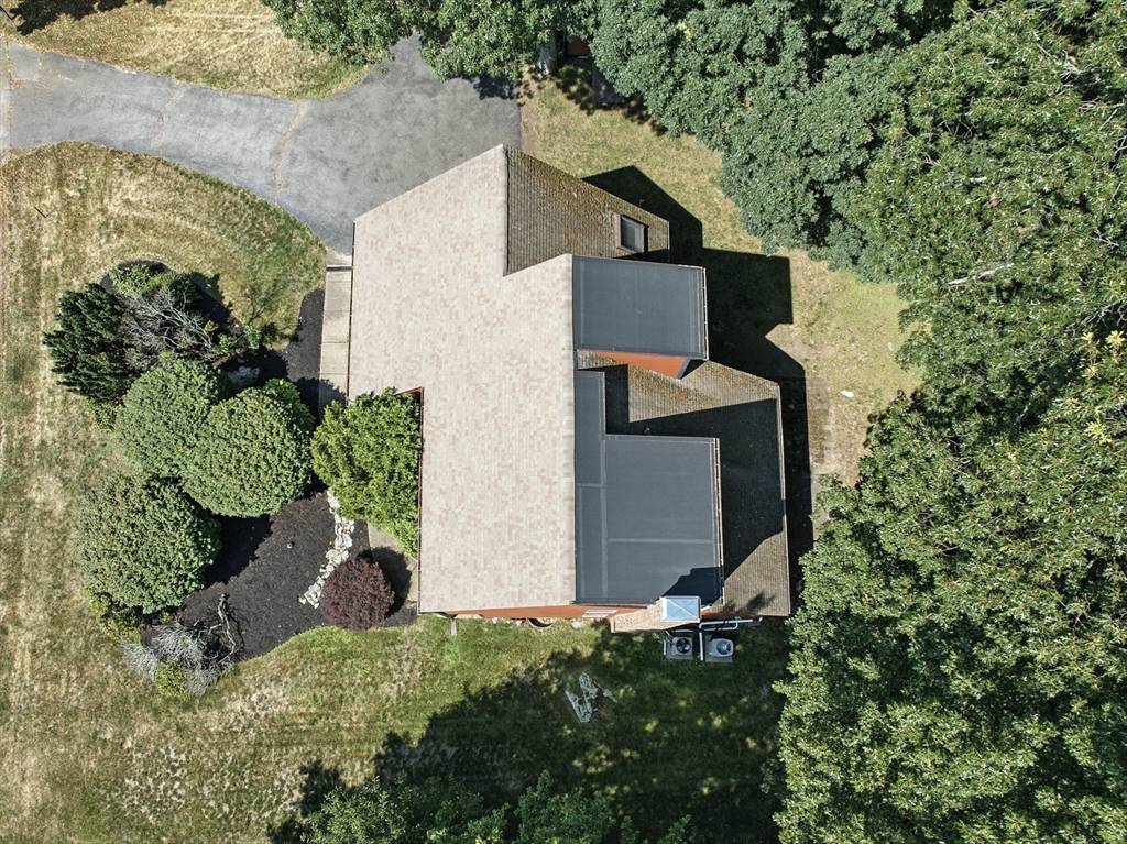 Newburyport, MA 01950,16 Wildwood Dr
