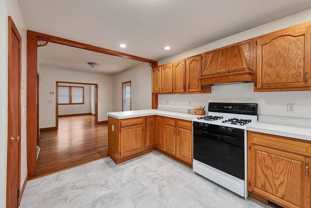 Lowell, MA 01852,6 Exchange Pl
