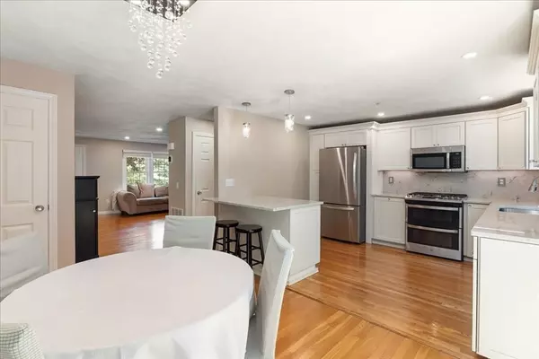 Maynard, MA 01754,11 Apple Rdg #5