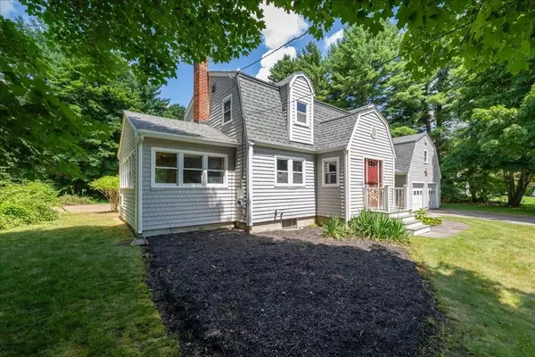Hanover, MA 02339,57 Twin Fawn Dr