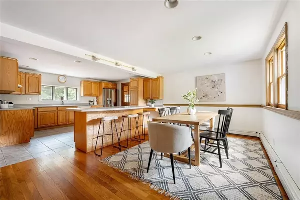 Hanover, MA 02339,57 Twin Fawn Dr