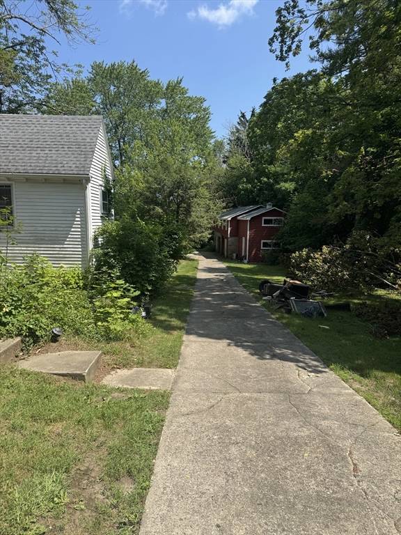 Lakeville, MA 02347,159 County St.