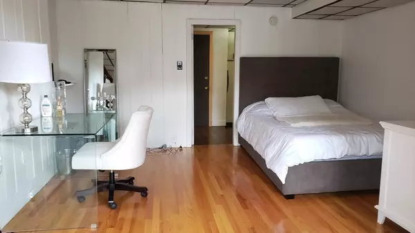 924 Beacon Street #A, Boston, MA 02215