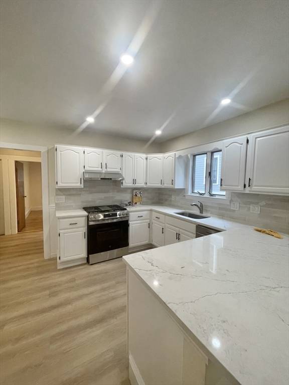 Boston, MA 02125,324 Savin Hill Avenue #2