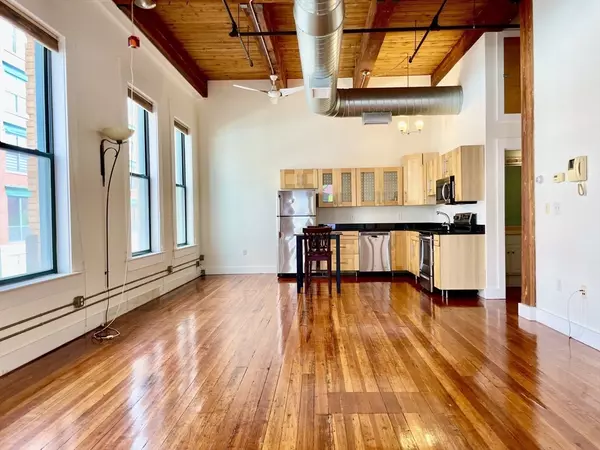 Lynn, MA 01901,49 Munroe St #201