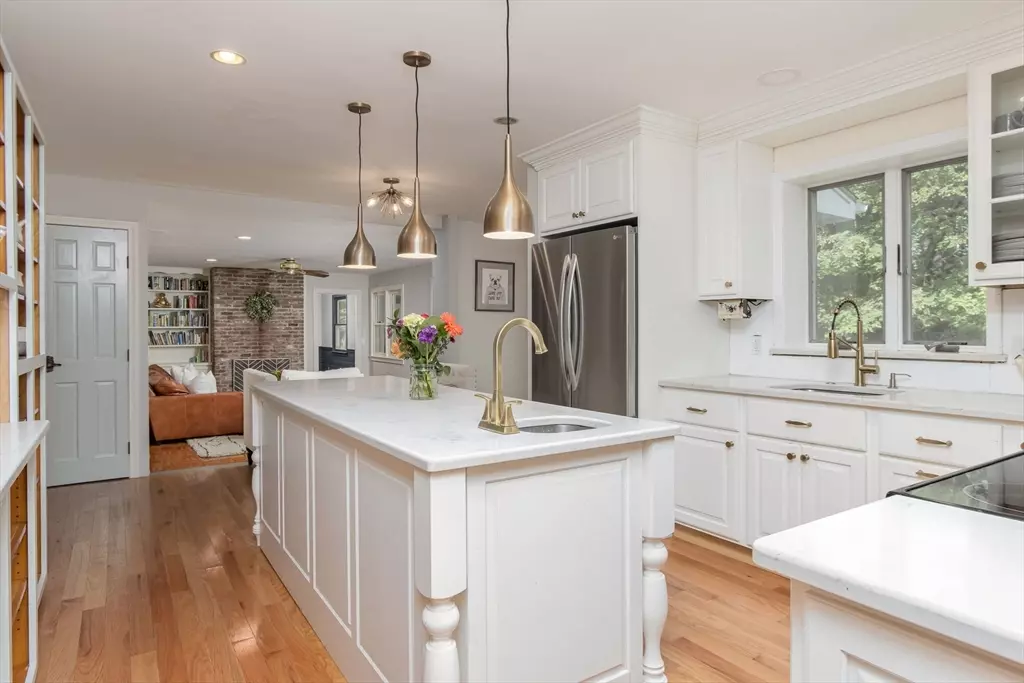 Groton, MA 01450,420 Pepperell Rd