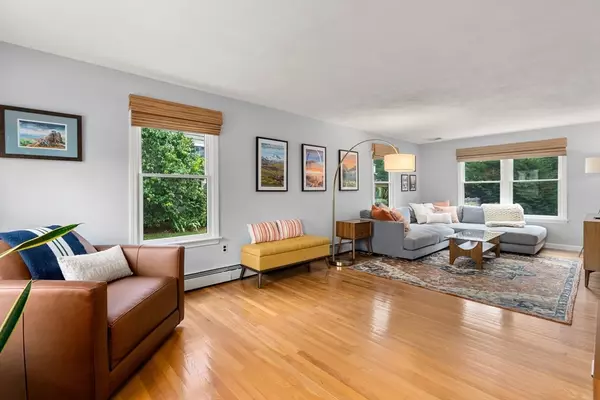 Southborough, MA 01772,4 Reservoir Drive