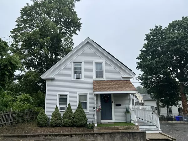 40 Chestnut St, Milford, MA 01757