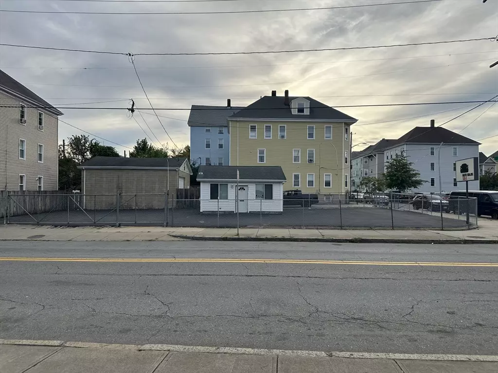New Bedford, MA 02746,297 Belleville Ave