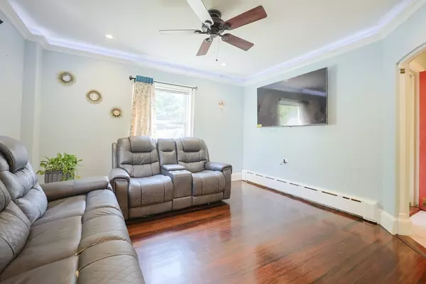Braintree, MA 02184,42 Stetson St