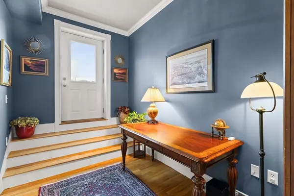 Boston, MA 02127,55 West Broadway #5