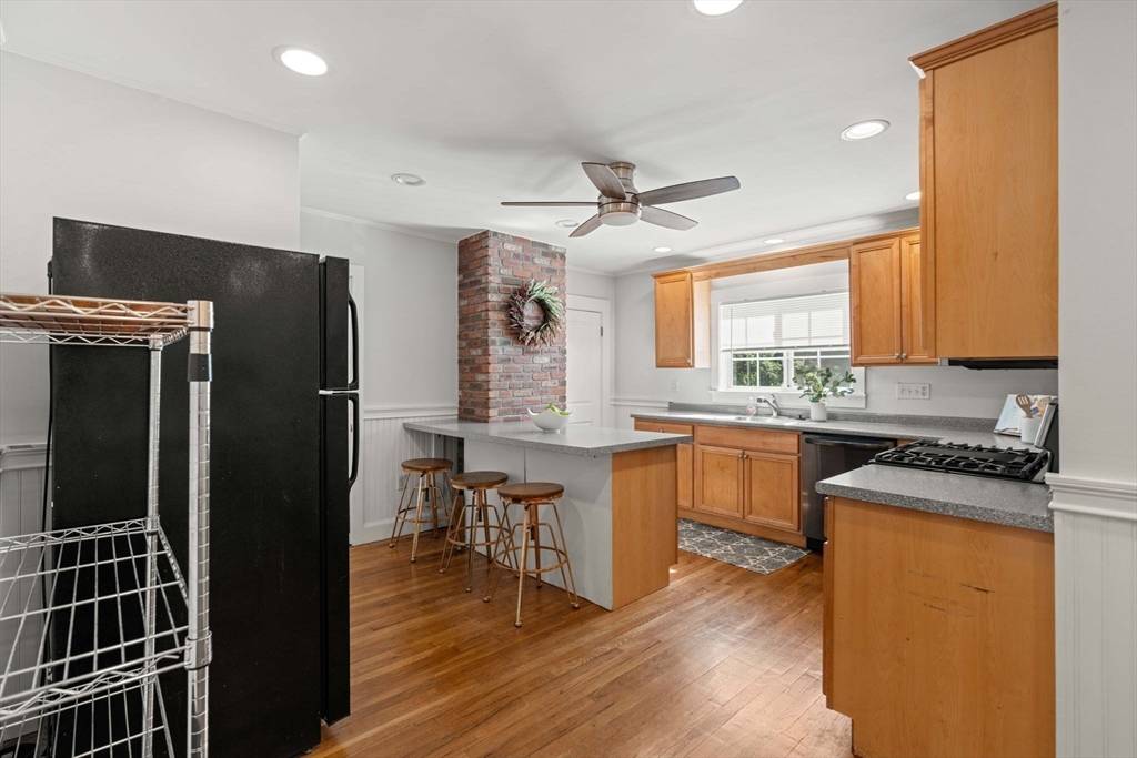 Beverly, MA 01915,30 Dolloff Ave