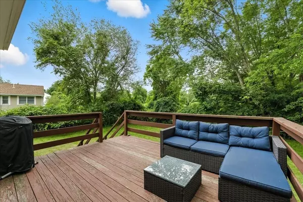 Holbrook, MA 02343,41 Quincy Street