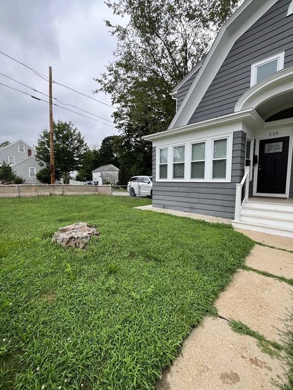 Southbridge, MA 01550,238 South St #1