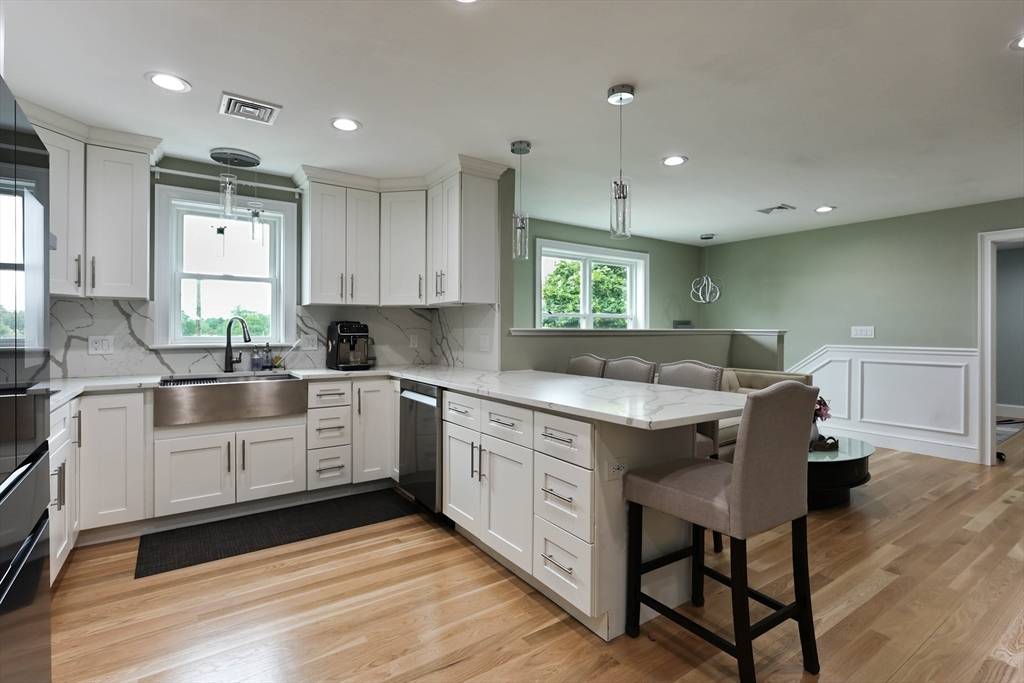 Milton, MA 02186,290 Granite Ave