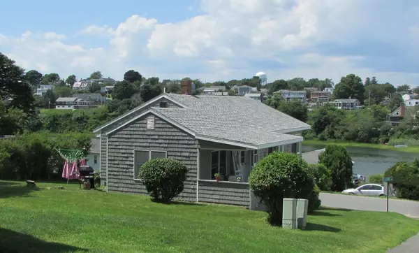Ipswich, MA 01938,12 Cove Road #-