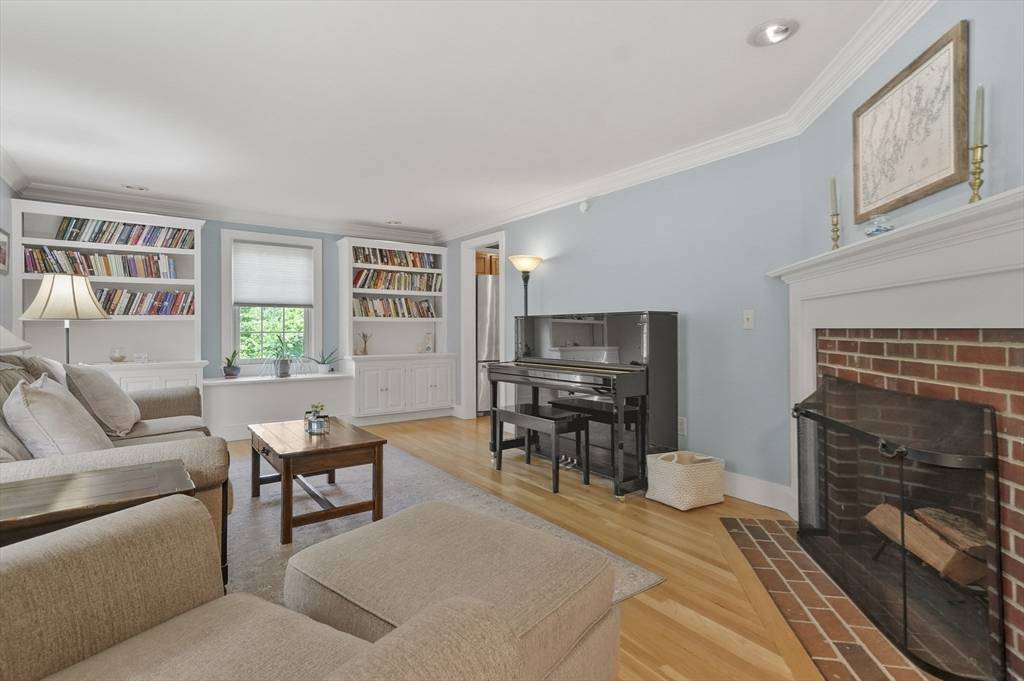 Newbury, MA 01922,22 Greentree Ln