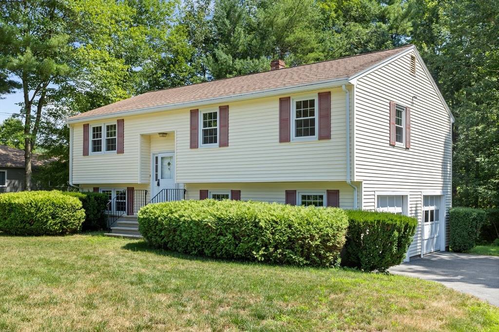 Ayer, MA 01432,19 Douglas Dr