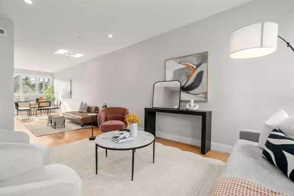 123-125 Centre St #8, Boston, MA 02124