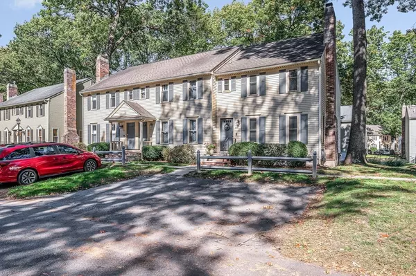 Chelmsford, MA 01863,348 Wellman Ave #348